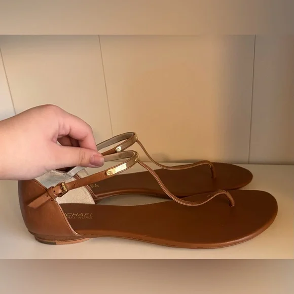 Michael Kors Sandals - Picture 1 of 6